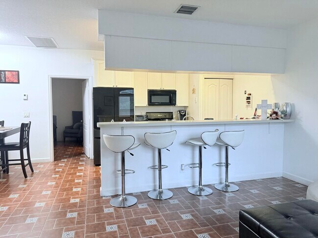 Photo - 11937 Sturbridge Ln