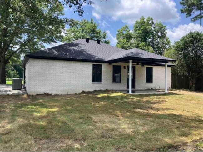 Photo - 906 W Center St