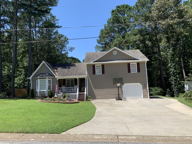 Front House - 1740 Brompton Square Unit Suite B