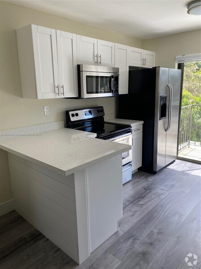 Building Photo - 2730 W 60th Pl Unit 204 Rental