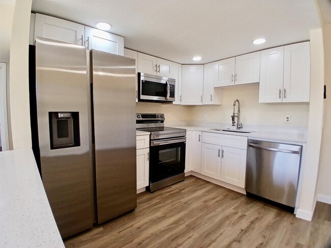 Building Photo - 4131 Oak Terrace Dr Unit 4131