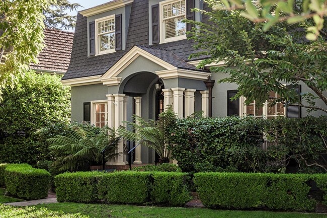 Photo - 719 W Poplar Ave