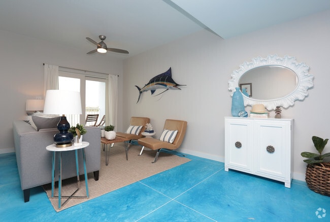 1BR, 1BA 868SF - Living Room