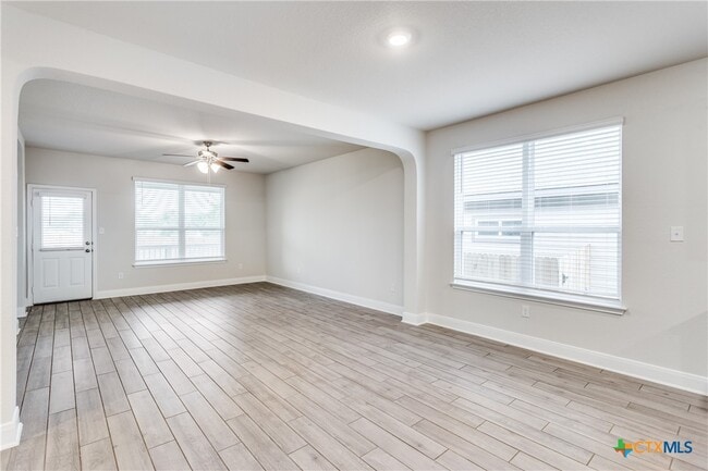 Photo - 29571 Copper Gate