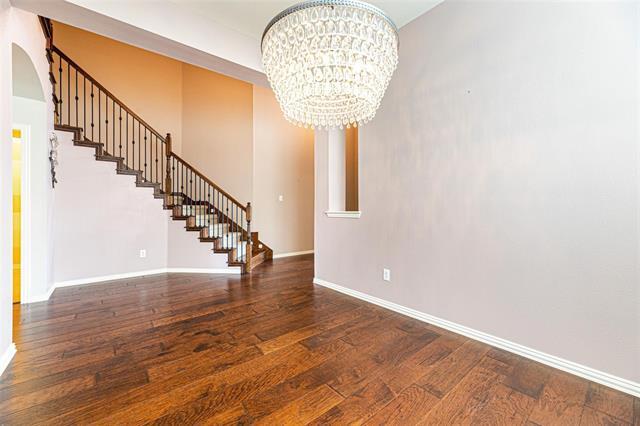 Photo - 6305 Canyon Crest Dr