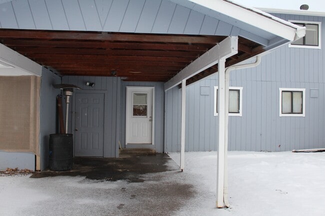 Photo - 1322 E 7th St