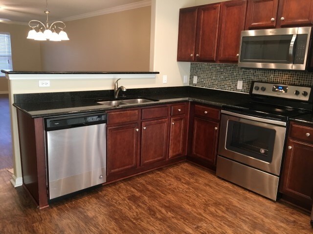 Photo - 5 Miller Pond Rd