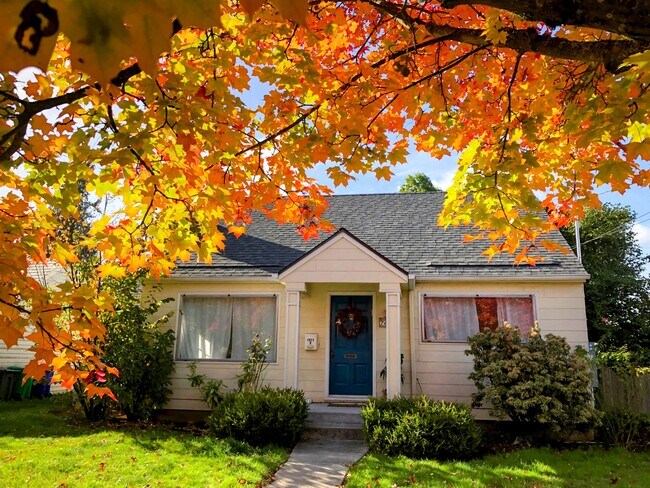 Photo - 7411 N Vincent Ave Unit B