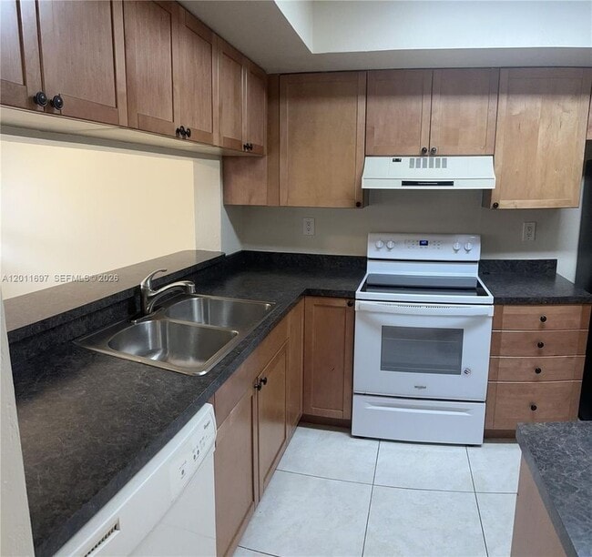 Photo - 7885 NW 7th Ct Unit 406
