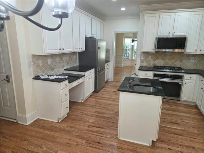 1181 Crofton Landing