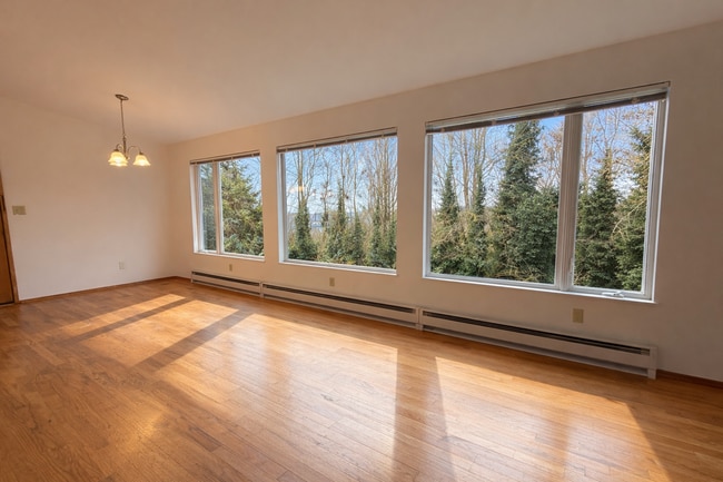 Photo - 3bd/3ba Seattle Home