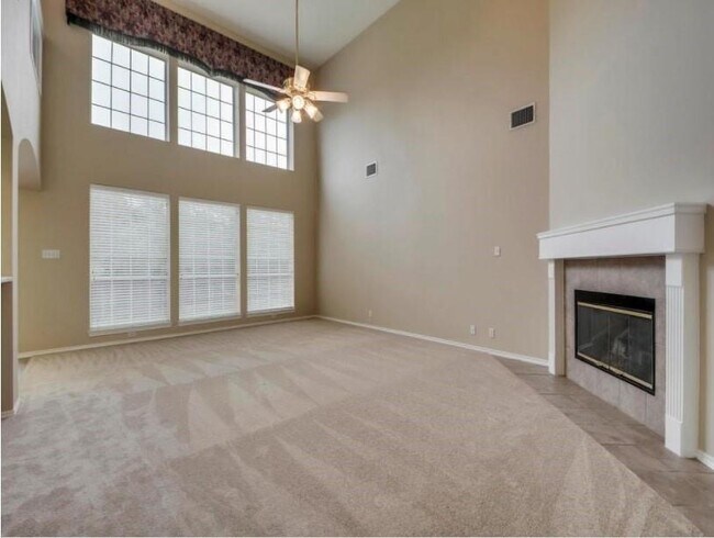 Photo - 1803 Fall Creek Dr