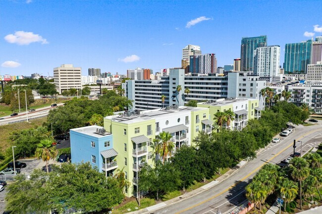 Building Photo - 1/1 Art Center Lofts Condo on Tampas River...