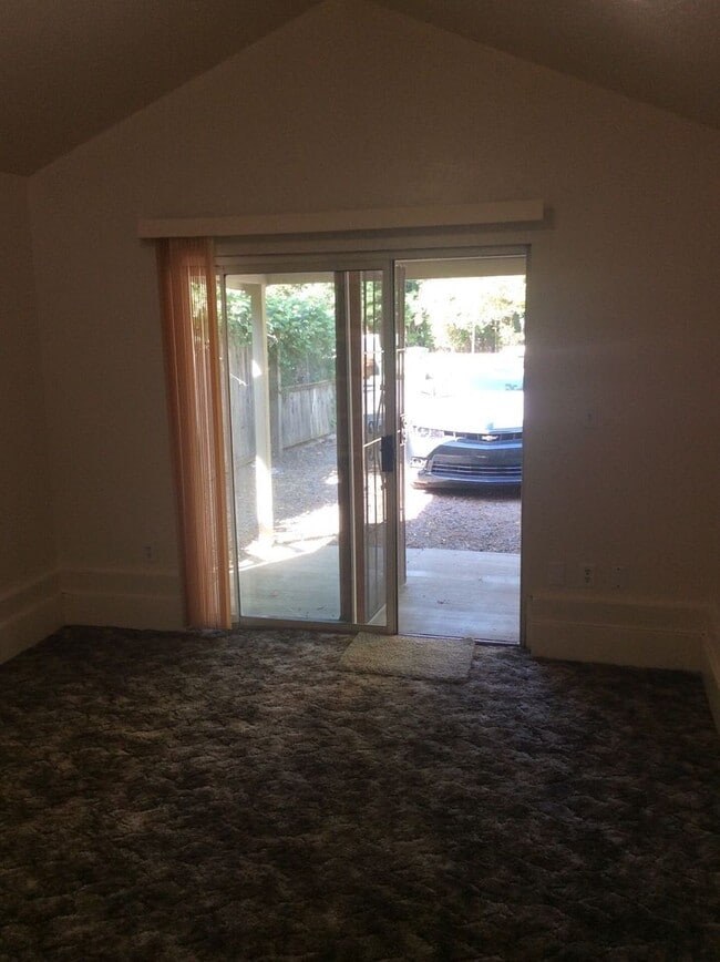 Photo - 247 W 2nd Ave Unit 247 (Back House)