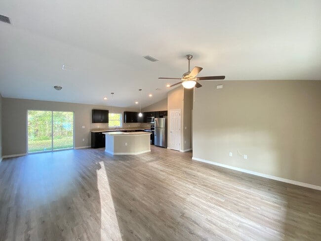 Photo - Custom Home - Desirable SW Dunnellon Neigh...