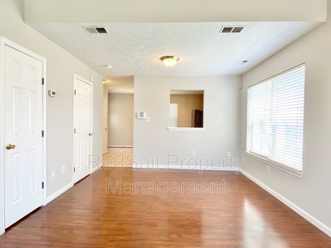 Photo - 308 Jacks Pl