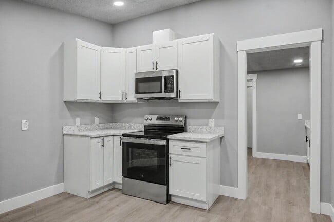 Photo - 332 Birch Unit A