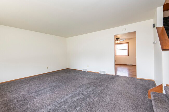 Photo - 628 Edmund St