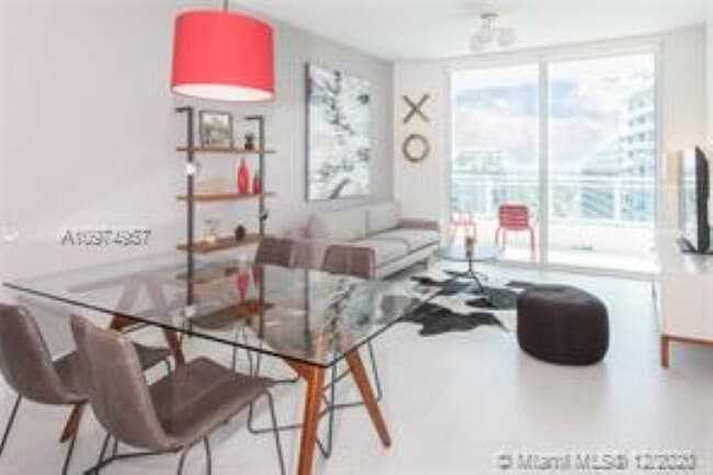Photo - 1080 Brickell Ave Apartamentos
