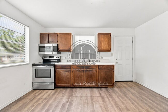 Photo - 1505 Joe Louis St