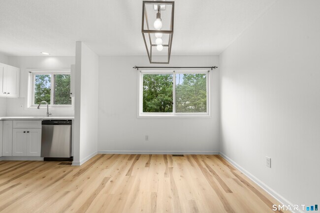 Photo - 27 Crows Nest Ln Unidad 17G