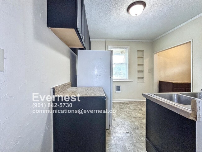 Photo - 180 Clark Pl Unit 3