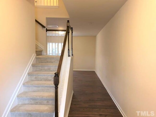 Photo - Elegant Townhome Near Southpoint Mall for ...