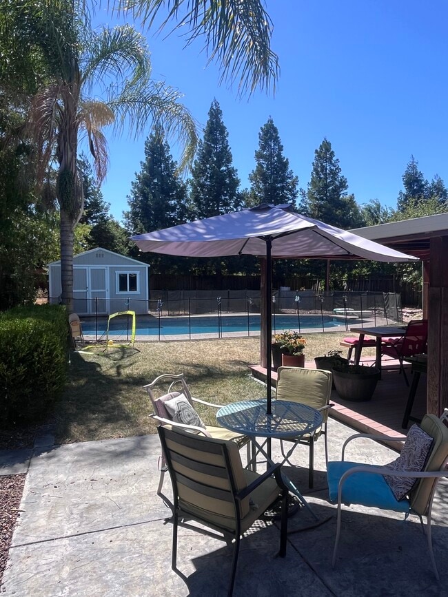 Photo - 3870 Greenway Dr