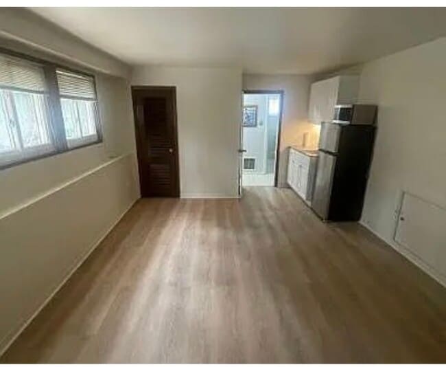 1 Norton Ave Unit Studio