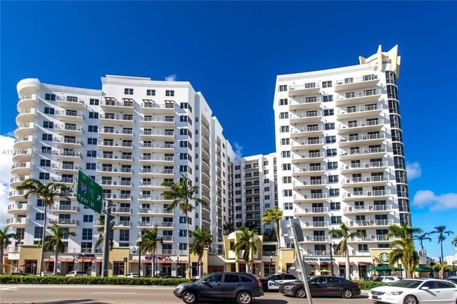 Photo - 1830 Radius Dr Unidad 704 Rental