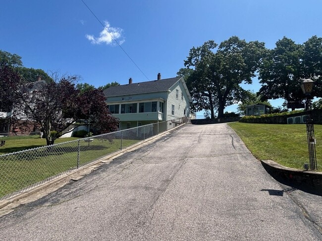 26-30 Vine Street - 26-30 Vine Street Apartment Unit 30
