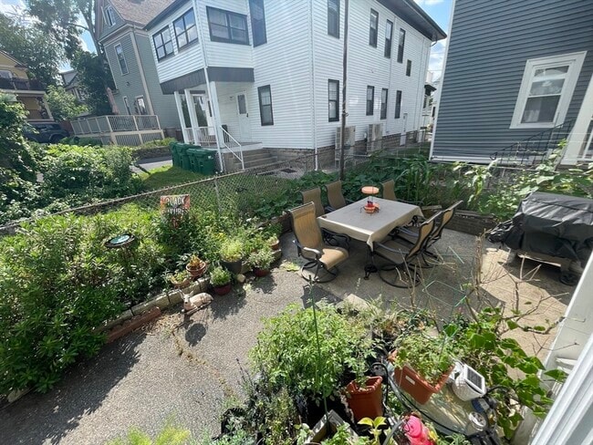 Photo - 293 Boston Ave Unit 2