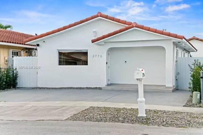 Building Photo - 2776 W 71st Pl
