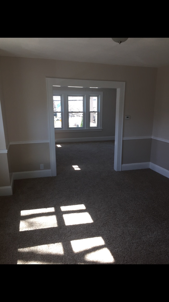 Photo - 1802 Court St Unit 1802 upstairs