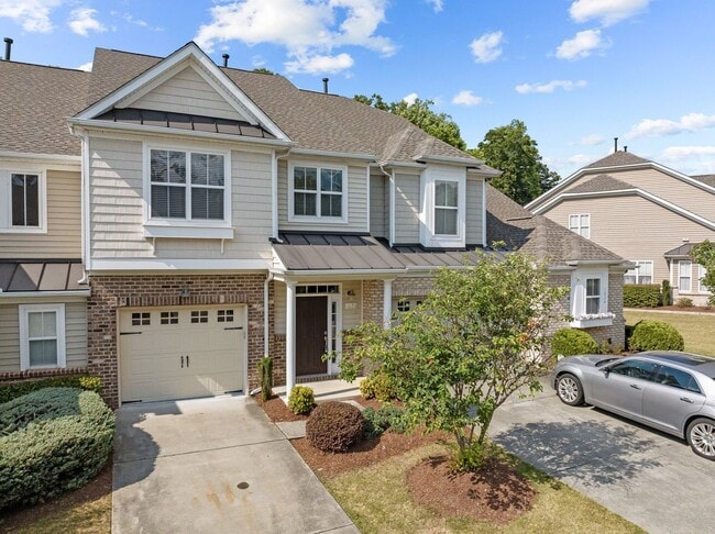 Photo - Gorgeous 3 Bedroom Townhome w/ Premium Finishes & Amenities - Pet Friendly!