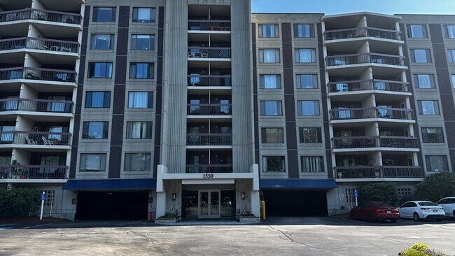 Photo - 1550 Worcester Rd Unit 526
