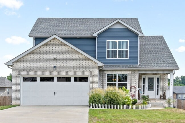 Photo - 784 Crestone Ln House