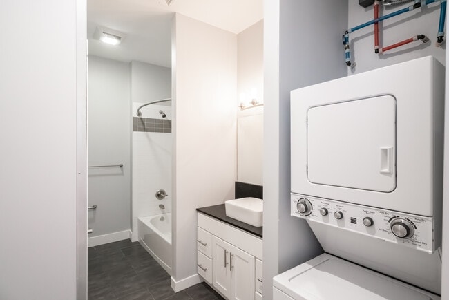 Beacon Falls - Lofts at 50 Leonard