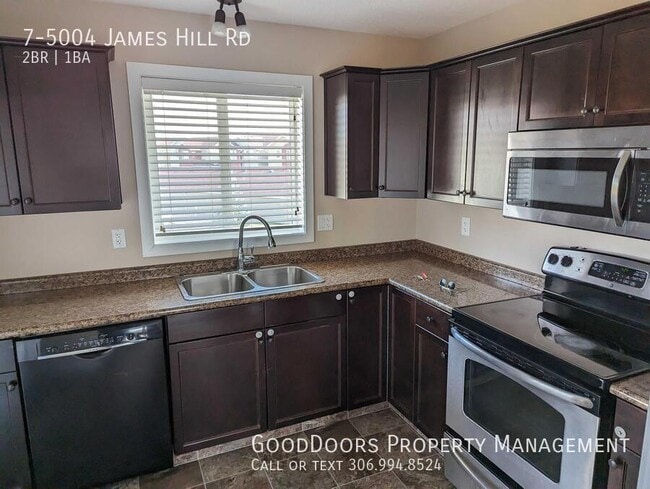 Building Photo - 5004-5004 James Hill Rd