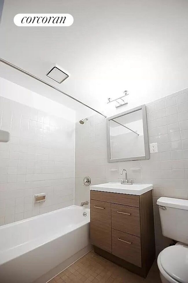 Photo - 90 President St