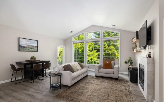 Photo - 3301 Park Ln Unidad B