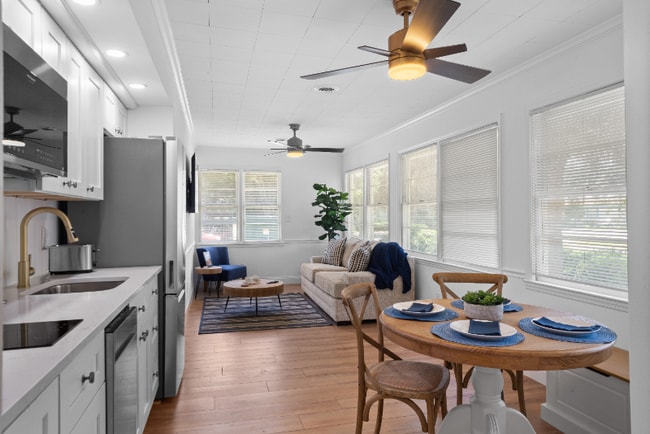 Photo - 403 11th Ave S