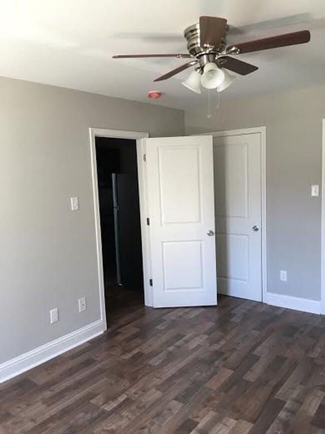 Photo - 1BD/1BA in Gated Complex, Washer and Dryer in Unit Unit 2309 Baronne #203
