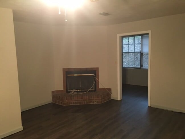 Photo - 3 bed 3 bath townhomes available Mid-July