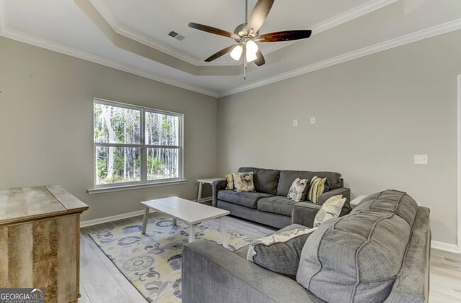 Photo - 103 Marshall Ct