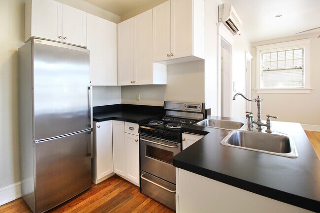 Cherokee Arms - Cherokee Arms Apartments