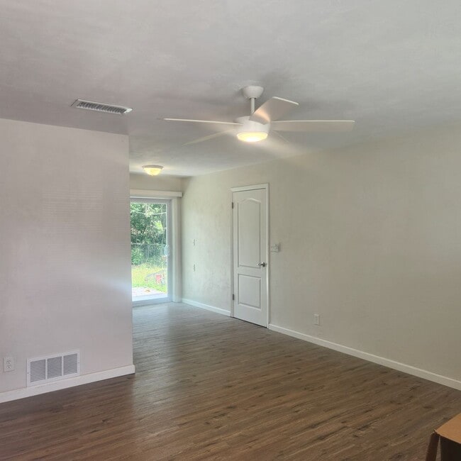 Photo - 3 bedroom 1.5 bath