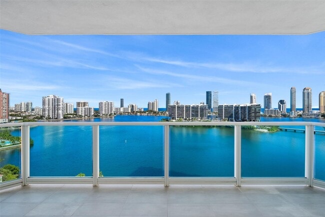 Building Photo - 3301 NE 183rd St Unit 1805