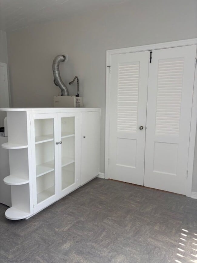 Photo - Beautiful spacious and bright apartment in...