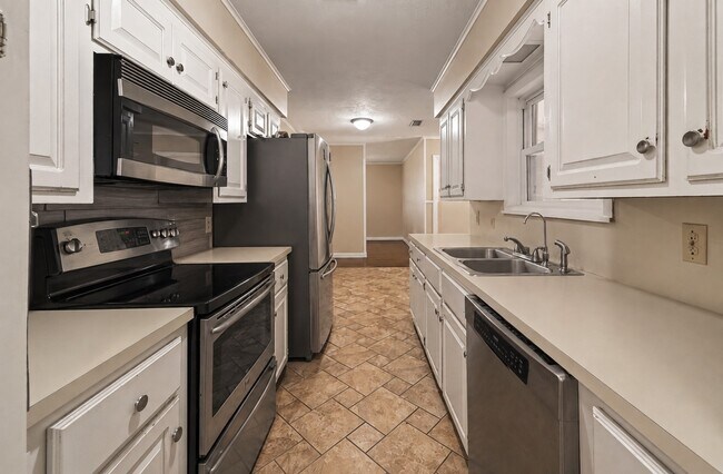 Photo - 207 Eldridge Rd